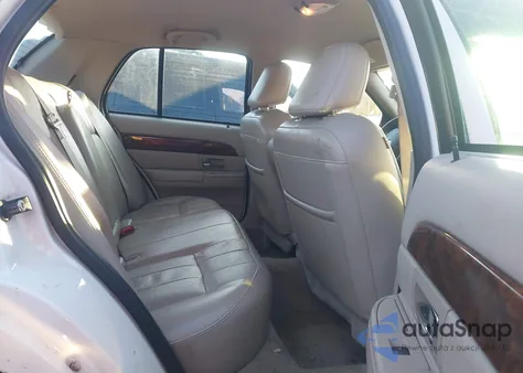 2010 Mercury Grand Marquis Ls (Fleet Only) from USA, damaged, VIN 2MEBM7FV3AX626927